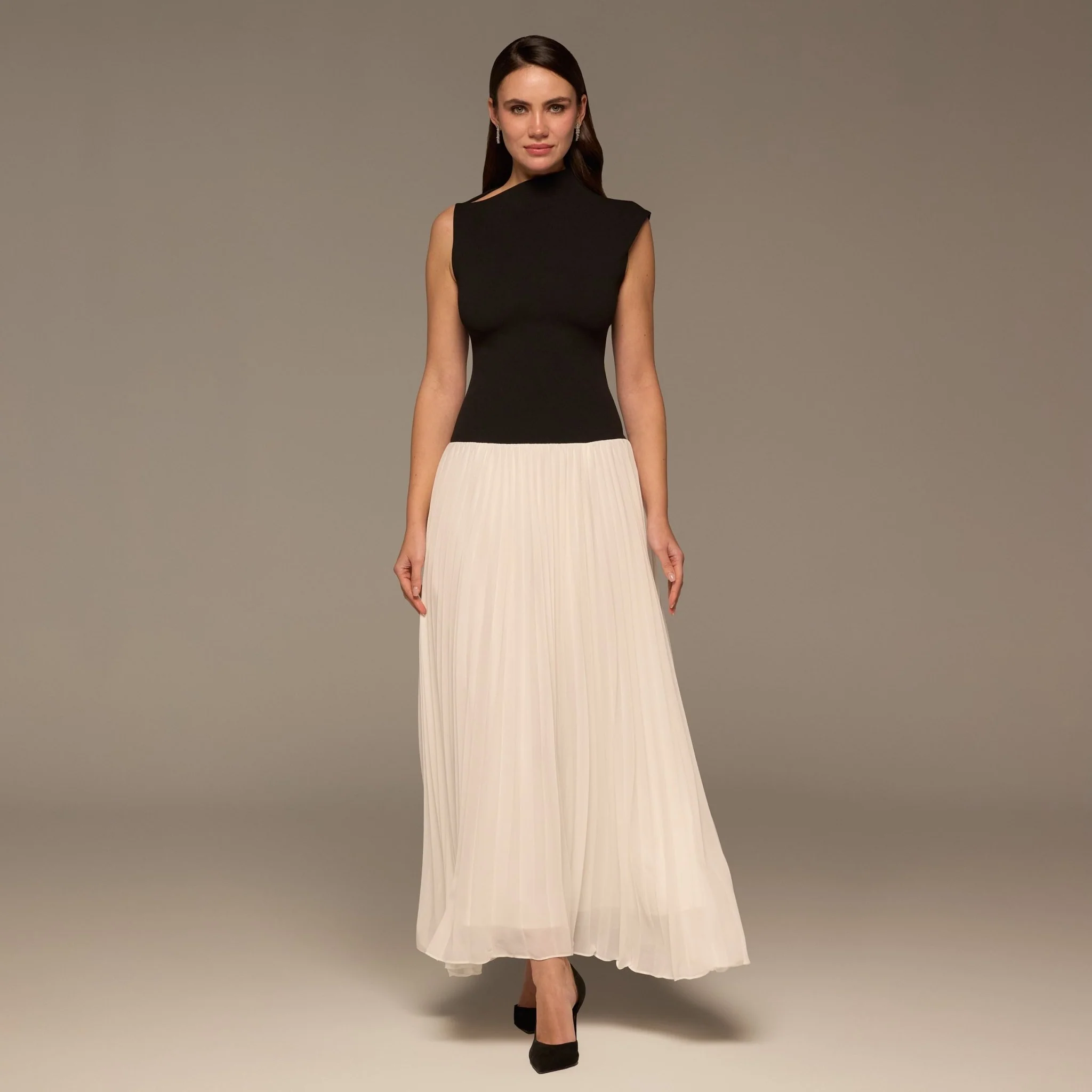 Black & White Oblique Neck Pleated Maxi Dress