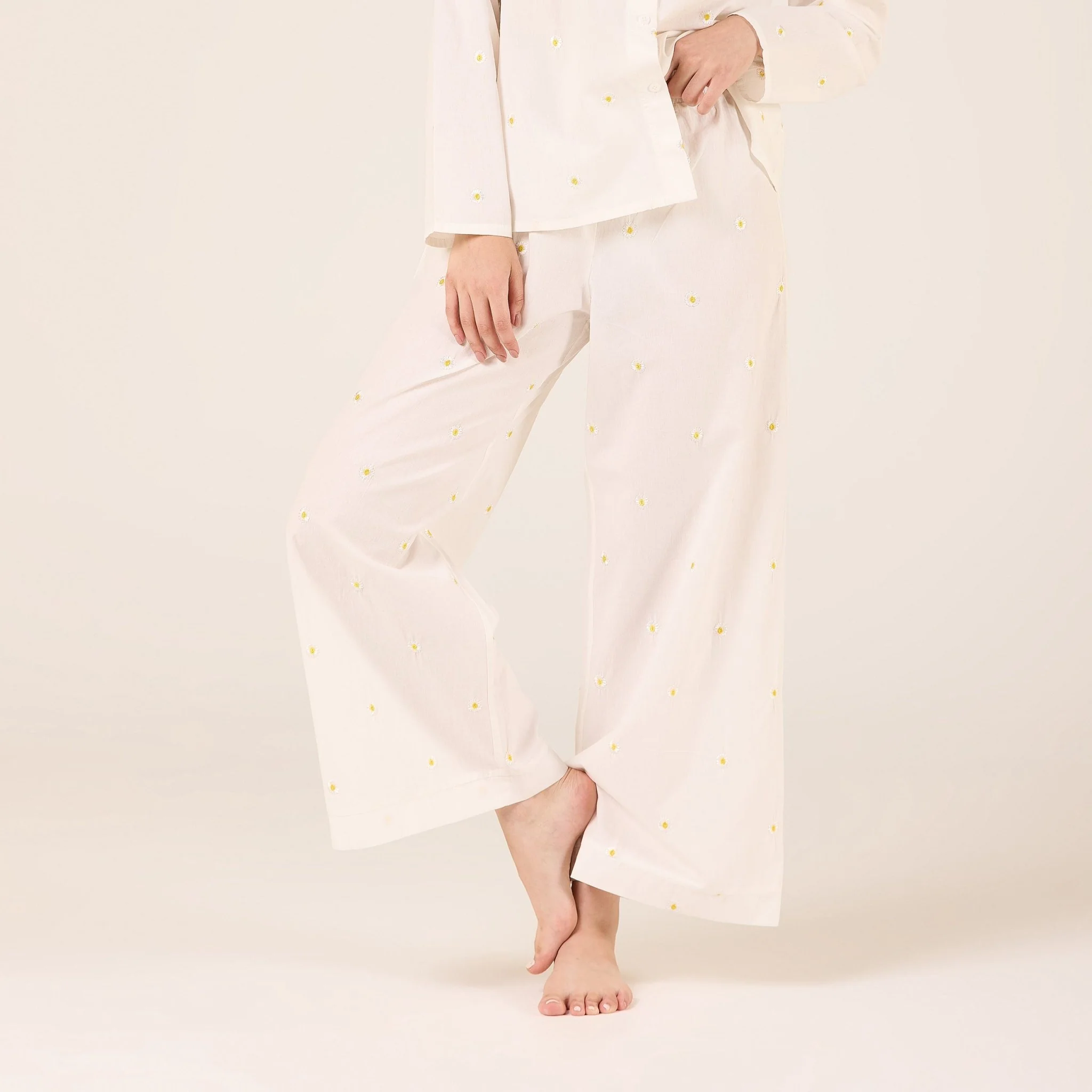 White Cotton Embroidered Daisy Print Pants