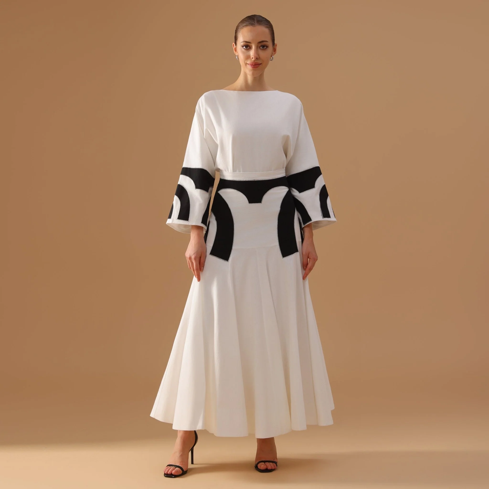 Embroidered Maxi Sleeve Top with Skirt - Image 2
