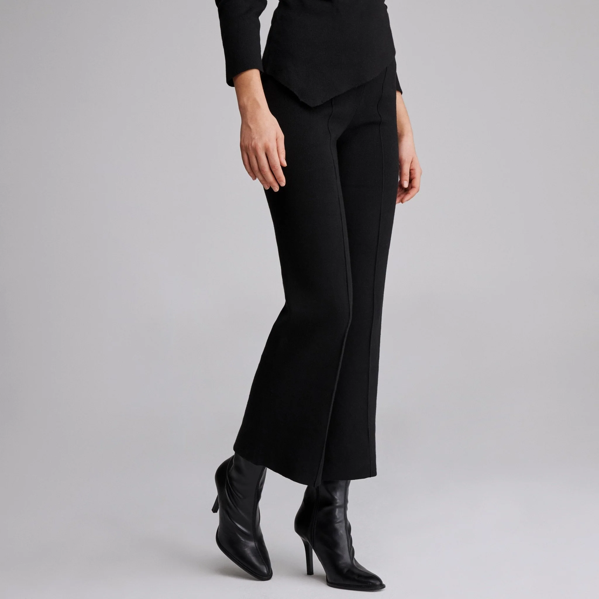 High waist knitted flare pant