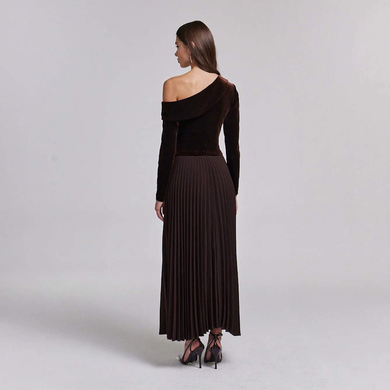 Off Shoulder Long Sleeve Velvet Maxi Dress - Image 4