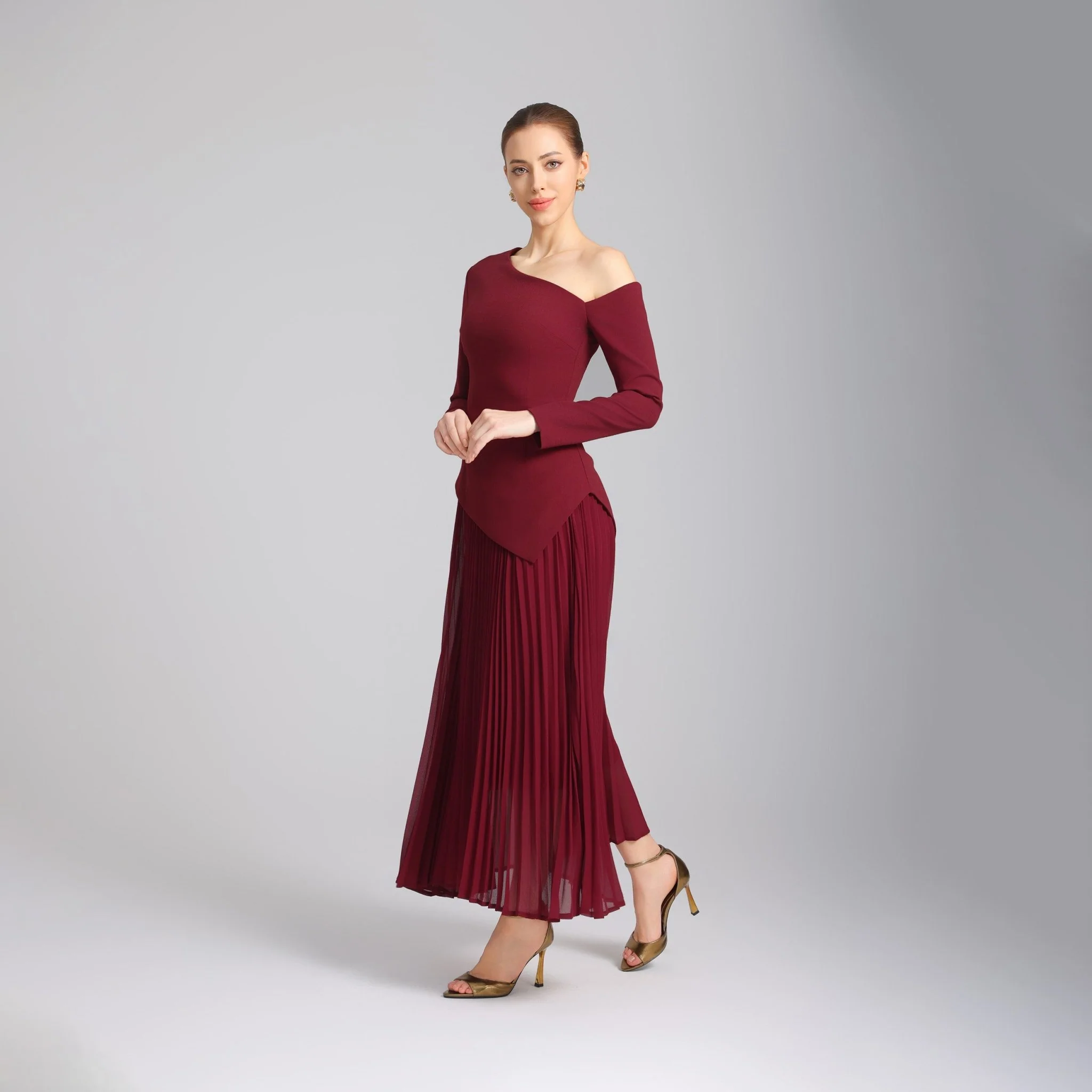 Burgundy One-shoulder Crepe Dress With Pleated Skirt - Image 2